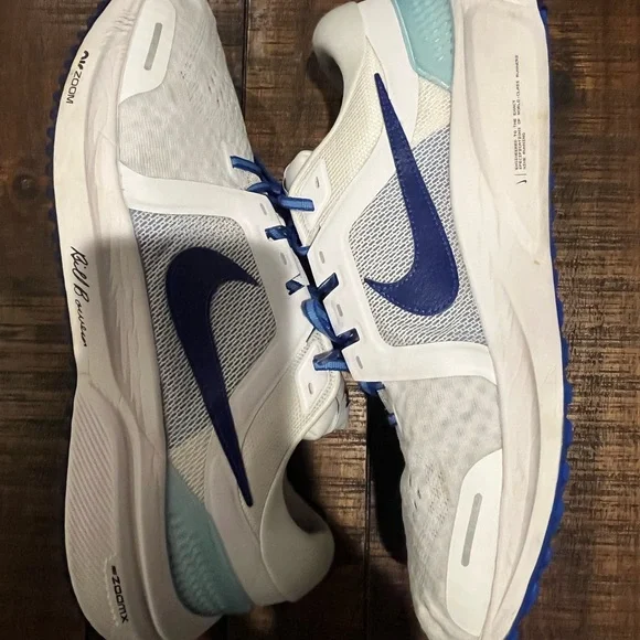 Nike Air Zoom Vomero 16 Premium “Bill Bowerman” - Picture 3 of 8